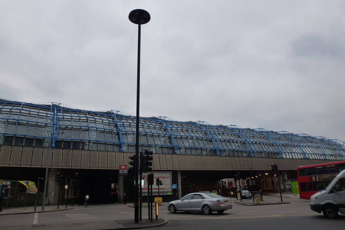 Concourse of London Waterloo station, a ten-minute walk from Novotel London Waterloo