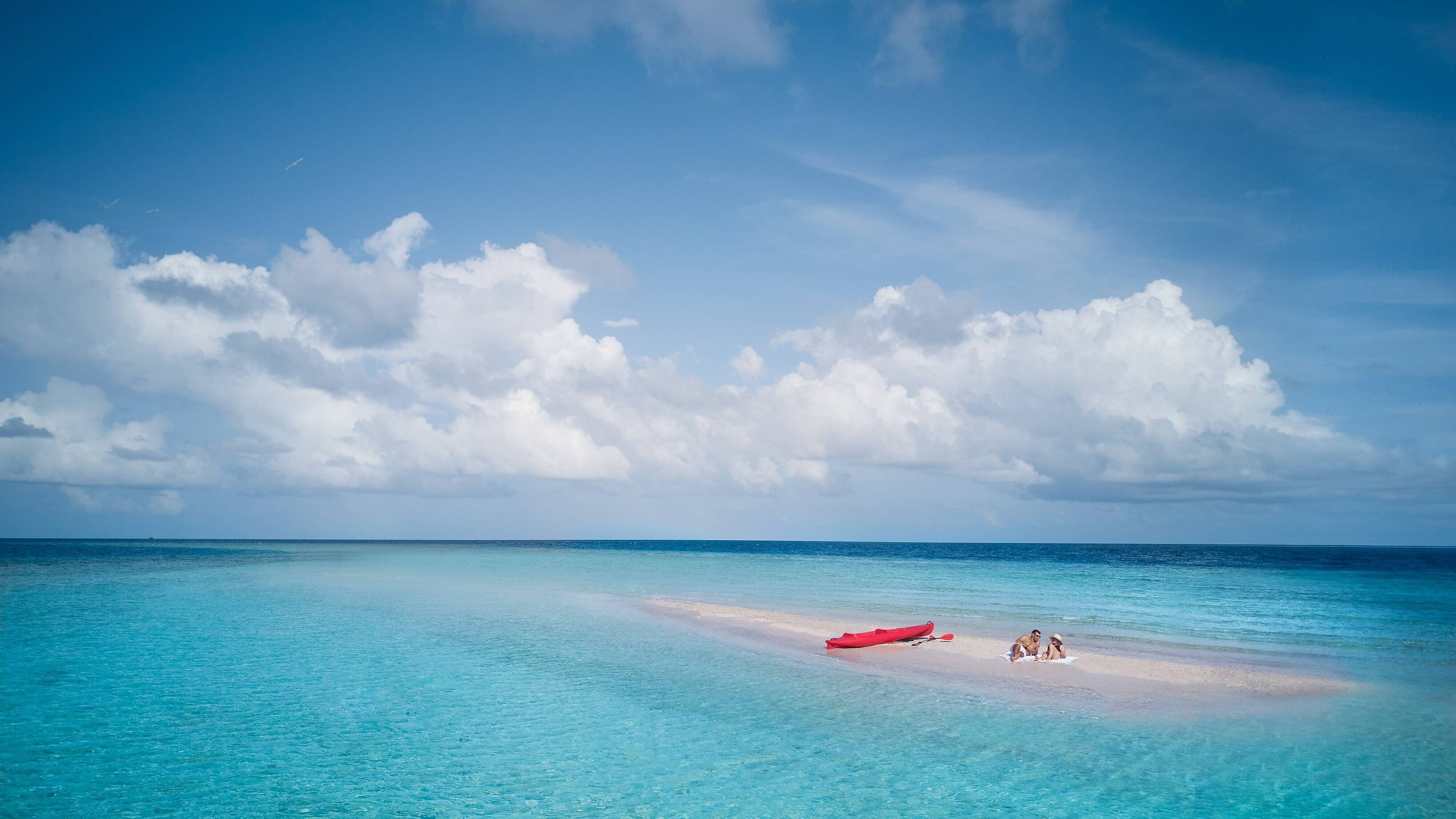 Private sandbank experience near The Ritz-Carlton Maldives, Fari Islands