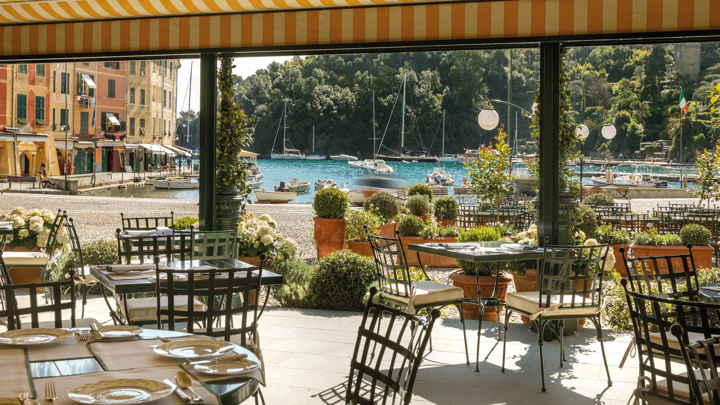 The DaV Mare terrace on the Piazzetta at Splendido Mare in Portofino